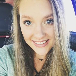 Meet your Posher, Ali